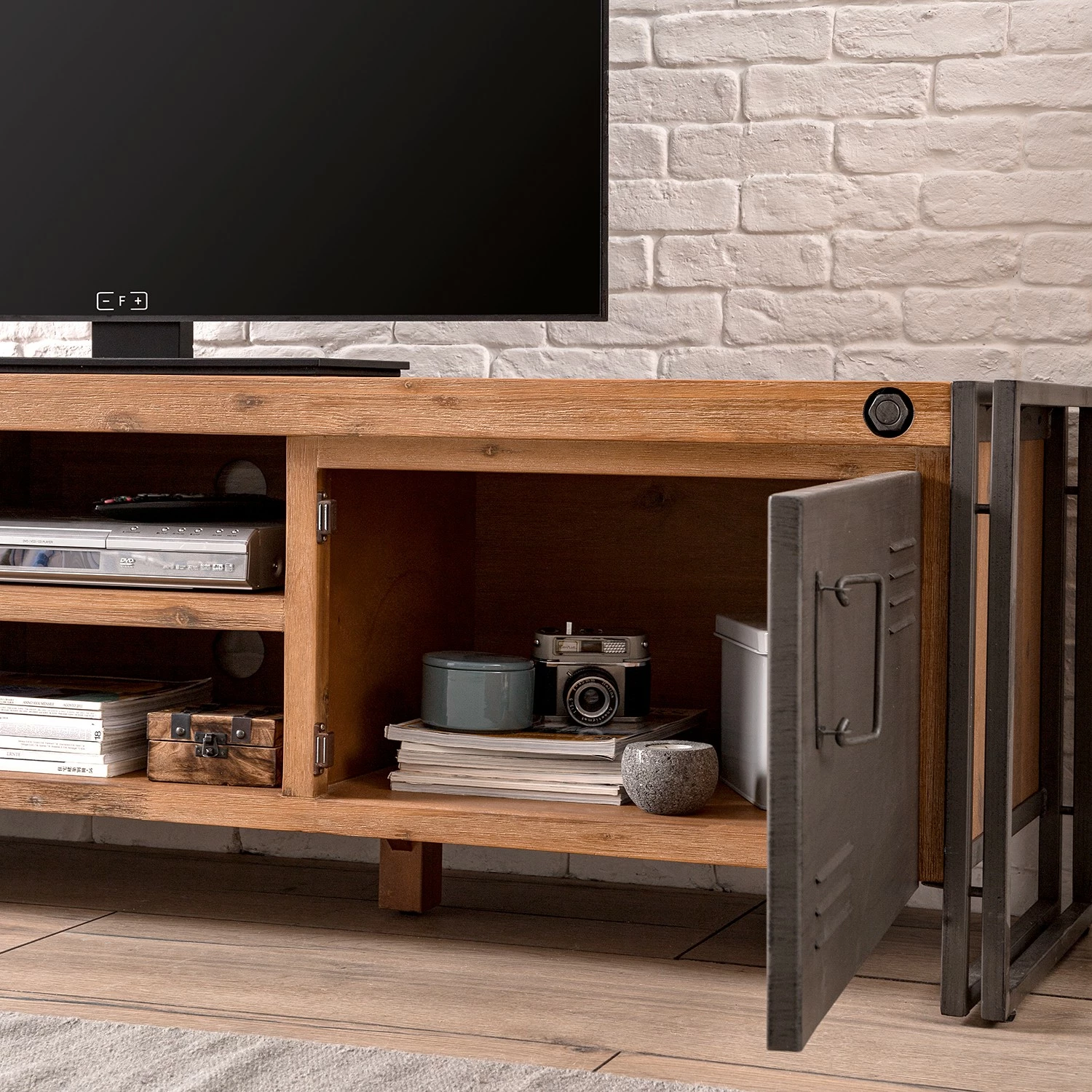 Ars manufacti TV-Lowboard Manchester II - Akazie massiv / Metall - Akazie / Anthrazit 11 Ars manufacti TV-Lowboard Manchester II - Akazie massiv / Metall - Akazie / Anthrazit – Bild 11