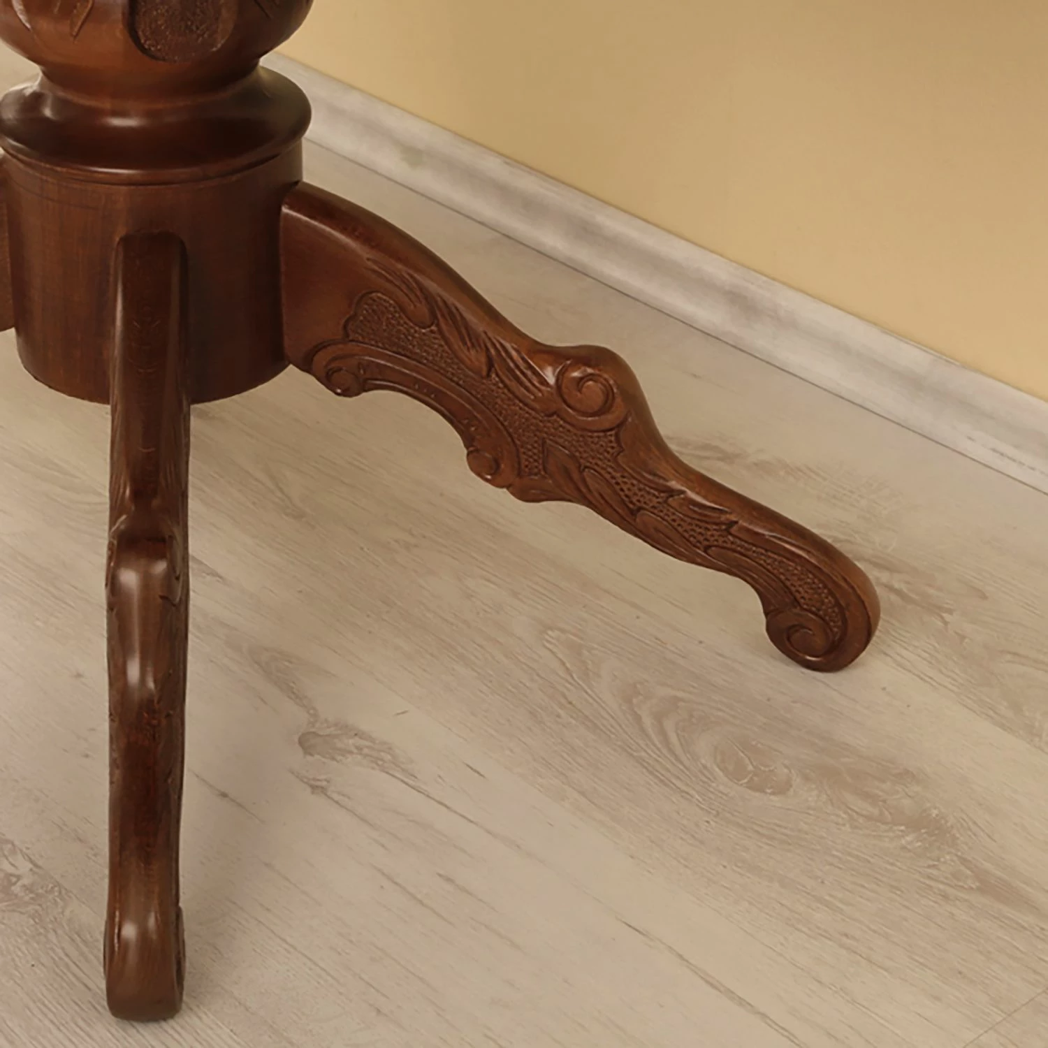 Montreux Couchtisch Romano I - Ayous teilmassiv - Antikbraun 13 Montreux Couchtisch Romano I - Ayous teilmassiv - Antikbraun – Bild 13