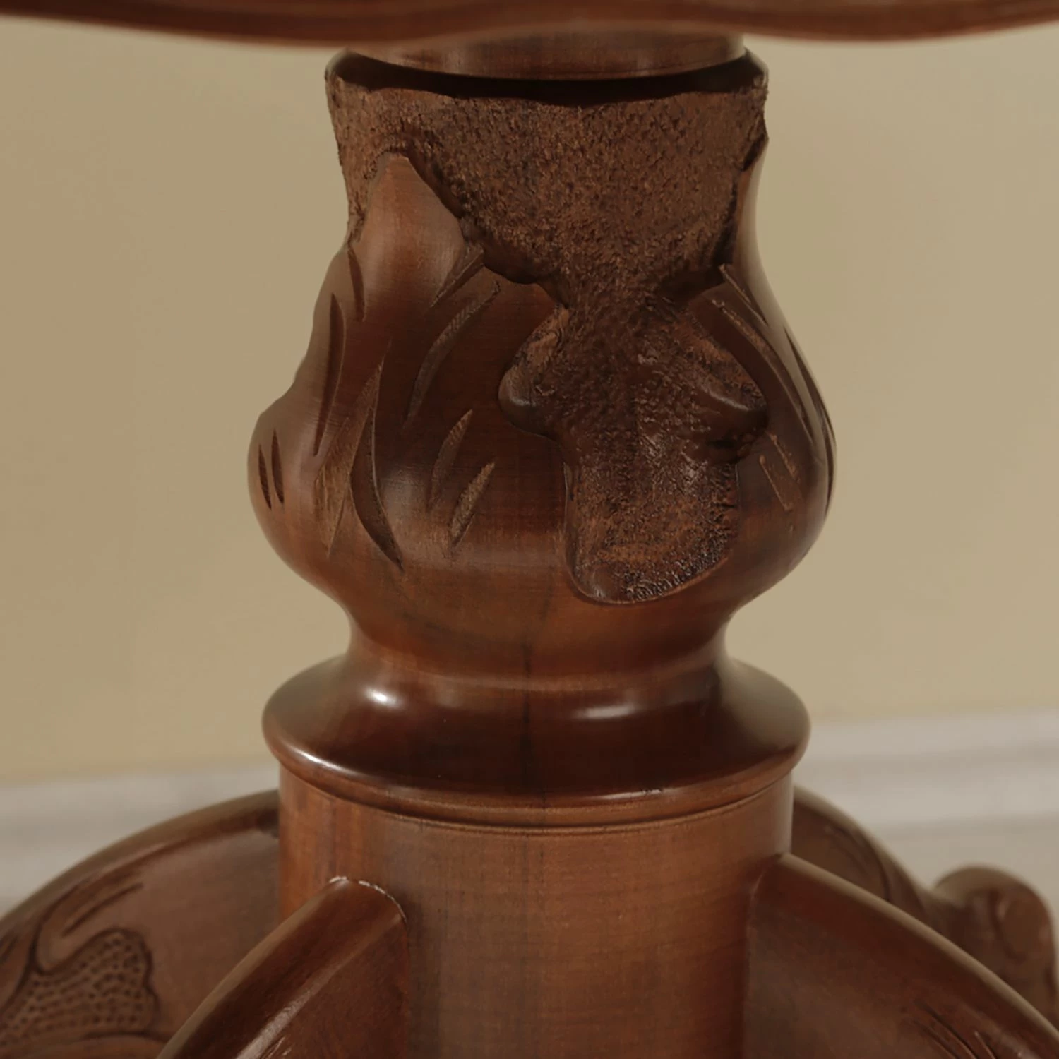 Montreux Couchtisch Romano II - Ayous teilmassiv - Antikbraun 7 Montreux Couchtisch Romano II - Ayous teilmassiv - Antikbraun – Bild 7