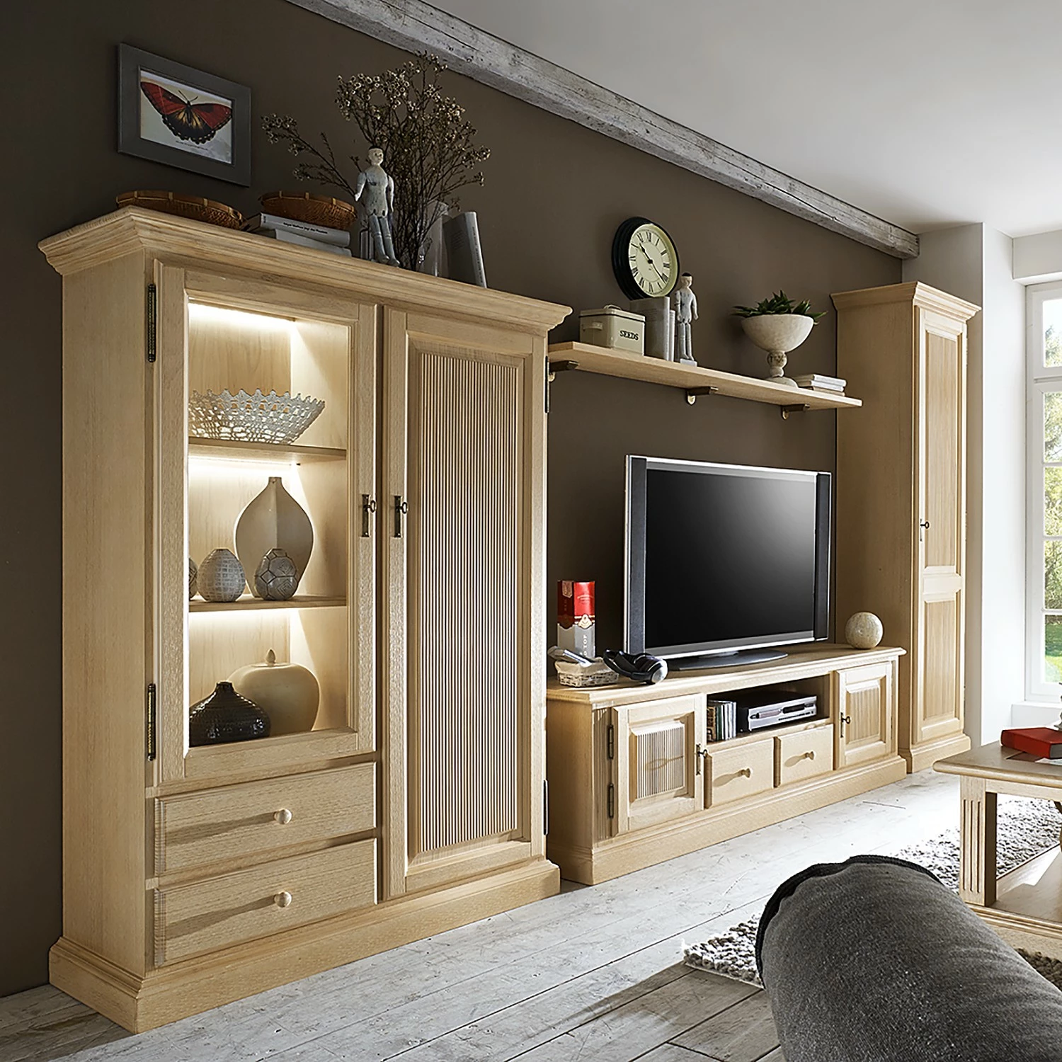 Ridgevalley TV Lowboard Breddin II - Pinie massiv 2 Ridgevalley TV Lowboard Breddin II - Pinie massiv – Bild 2