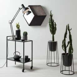 Mooved Servierwagen Enmore - Glas / Metall - Matt Schwarz -Wohnzimmermöbel boutique en ligne 1000112660 181206 17344000002 MOOD GALLERYIMAGES P000000001000112660 mood