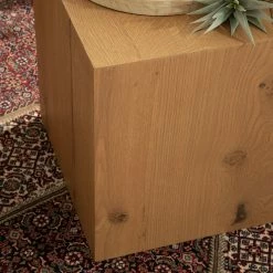 Studio Copenhagen Beistelltisch Cubus II - Echtholzfurnier - Eiche -Wohnzimmermöbel boutique en ligne 1000117153 181123 07374600023 GALLERYIMAGES P000000001000117153