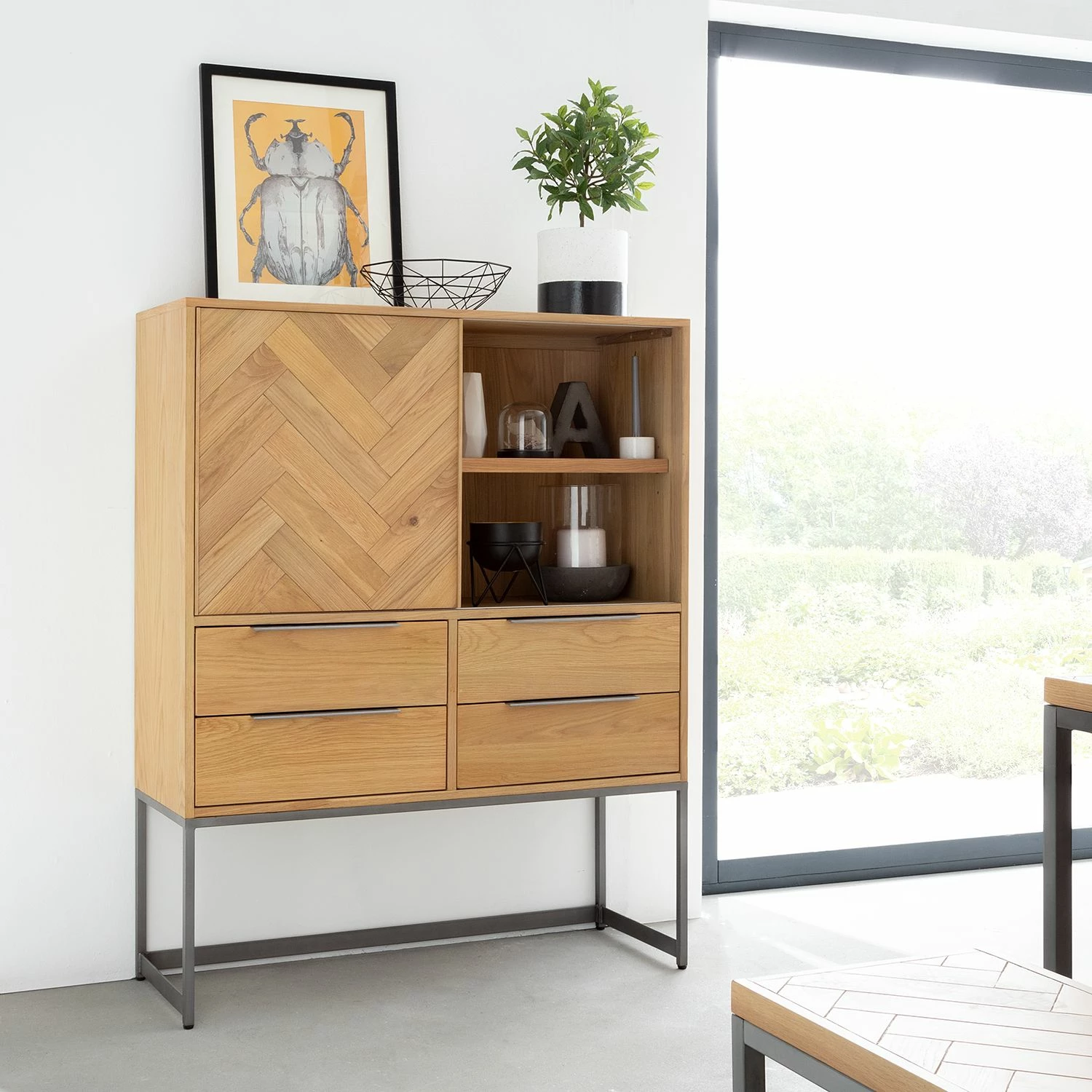 Ars manufacti Barschrank Dharai - Echtholzfurnier / Metall - Eiche / Silber 3 Ars manufacti Barschrank Dharai - Echtholzfurnier / Metall - Eiche / Silber – Bild 3