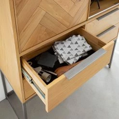 Ars manufacti Barschrank Dharai - Echtholzfurnier / Metall - Eiche / Silber 26 Ars manufacti Barschrank Dharai - Echtholzfurnier / Metall - Eiche / Silber -Wohnzimmermöbel boutique en ligne 1000117156 180827 07154812 GALLERYIMAGES P000000001000117156