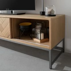 Ars manufacti TV-Lowboard Dharai - Echtholzfurnier / Metall - Eiche / Silber 27 Ars manufacti TV-Lowboard Dharai - Echtholzfurnier / Metall - Eiche / Silber -Wohnzimmermöbel boutique en ligne 1000117170 180822 15192723 GALLERYIMAGES P000000001000117170