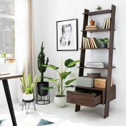 Mørteens Regal Gjora - Gummibaum teilmassiv - Walnuss -Wohnzimmermöbel boutique en ligne 1000123440 190321 17262300002 MOOD GALLERYIMAGES P000000001000123440 mood