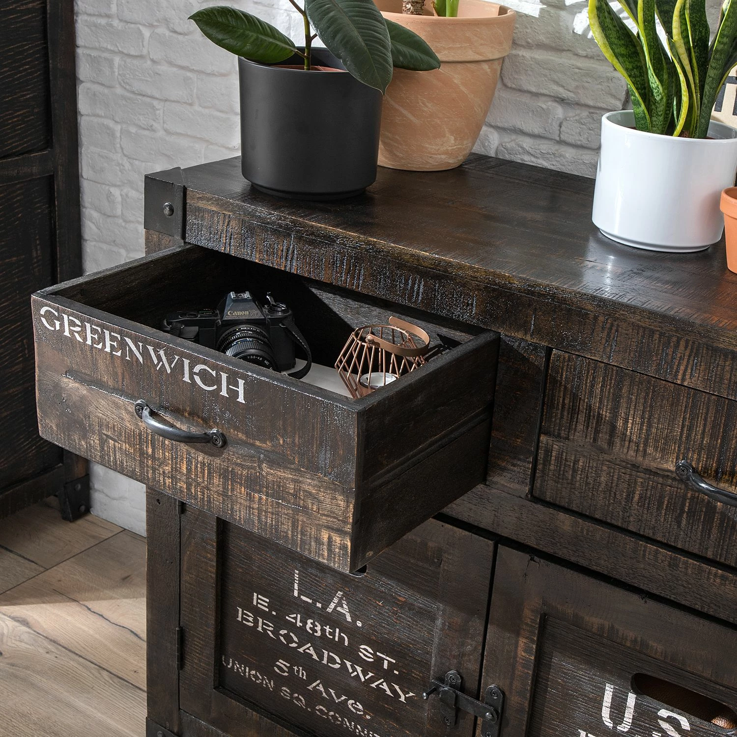 Ars manufacti Sideboard Keyport II - Mango massiv 14 Ars manufacti Sideboard Keyport II - Mango massiv – Bild 14