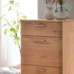 Naturoo Kommode Kvilla IV - Balkaneiche Bianco teilmassiv - Balkaneiche Bianco / Eiche Bianko 11 Naturoo Kommode Kvilla IV - Balkaneiche Bianco teilmassiv - Balkaneiche Bianco / Eiche Bianko -Wohnzimmermöbel boutique en ligne 1000127555 180911 07102223 GALLERYIMAGES P000000001000127555