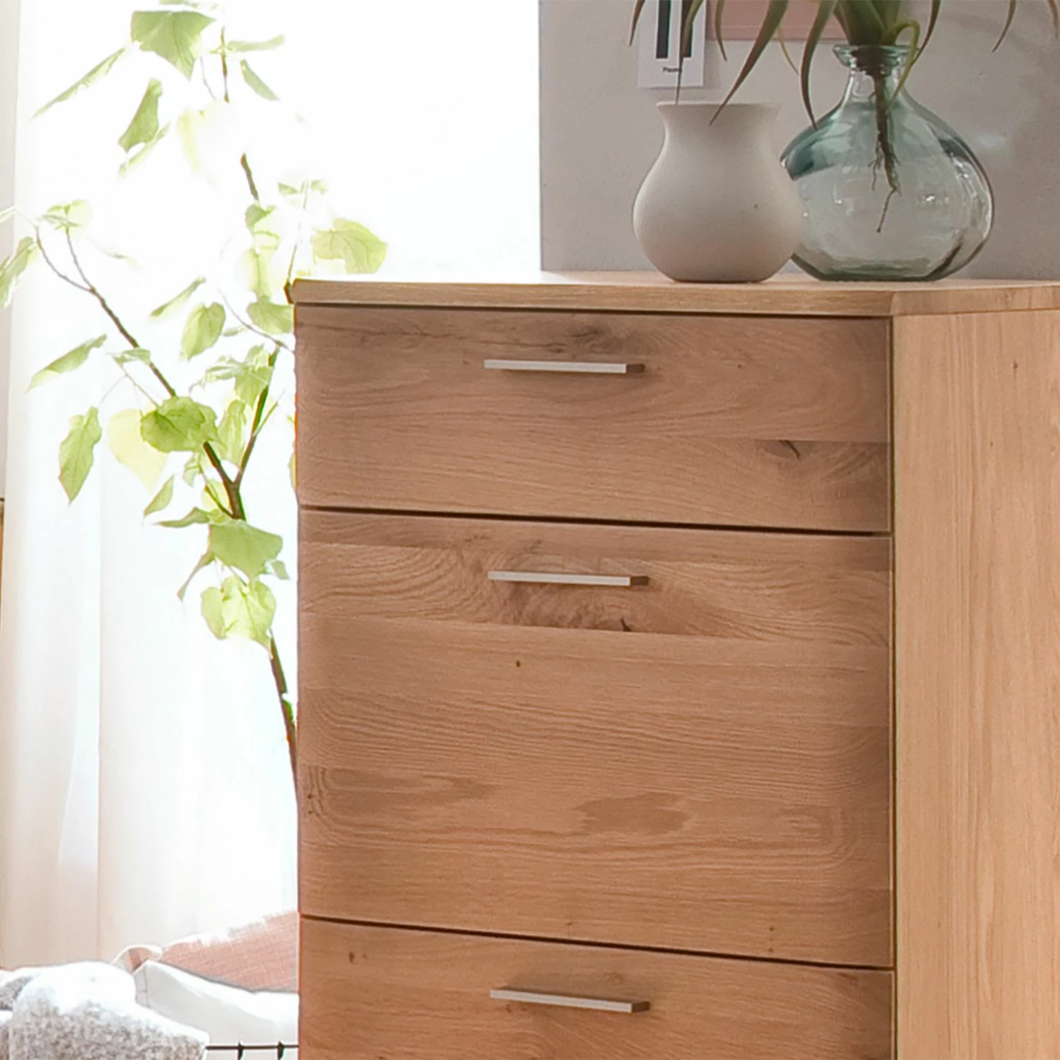 Naturoo Kommode Kvilla IV - Balkaneiche Bianco teilmassiv - Balkaneiche Bianco / Eiche Bianko 4 Naturoo Kommode Kvilla IV - Balkaneiche Bianco teilmassiv - Balkaneiche Bianco / Eiche Bianko – Bild 4