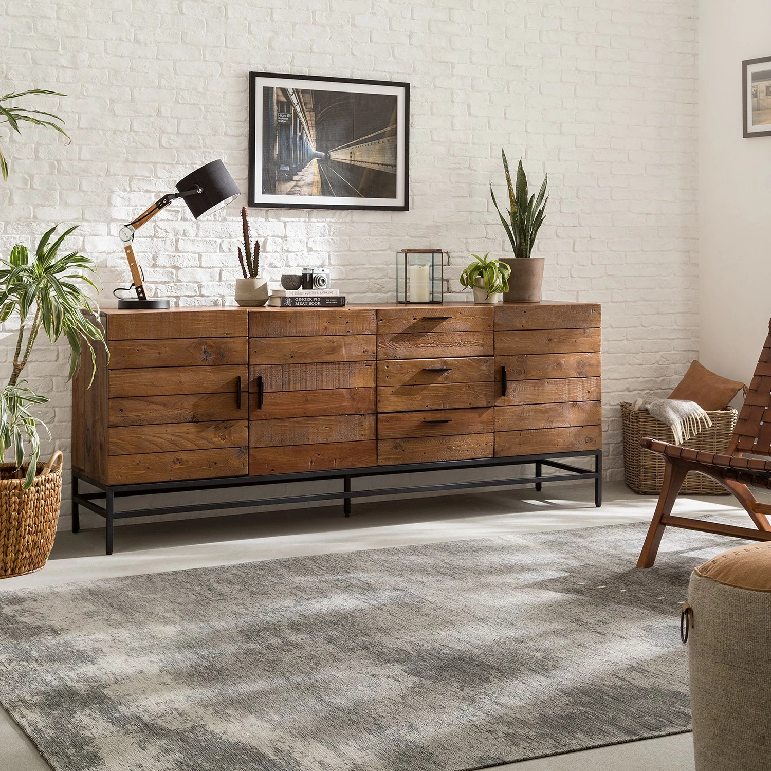 Ars manufacti Sideboard Grasby II - Altholz Pinie / Metall - Pinie Dunkel / Schwarz 2 Ars manufacti Sideboard Grasby II - Altholz Pinie / Metall - Pinie Dunkel / Schwarz – Bild 2