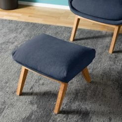 Studio Copenhagen Polsterhocker Garbo VII - Webstoff Milan: Dunkelblau - Eiche Dunkel -Wohnzimmermöbel boutique en ligne 1000172572 200106 10523200381 DETAILS P000000001000172572