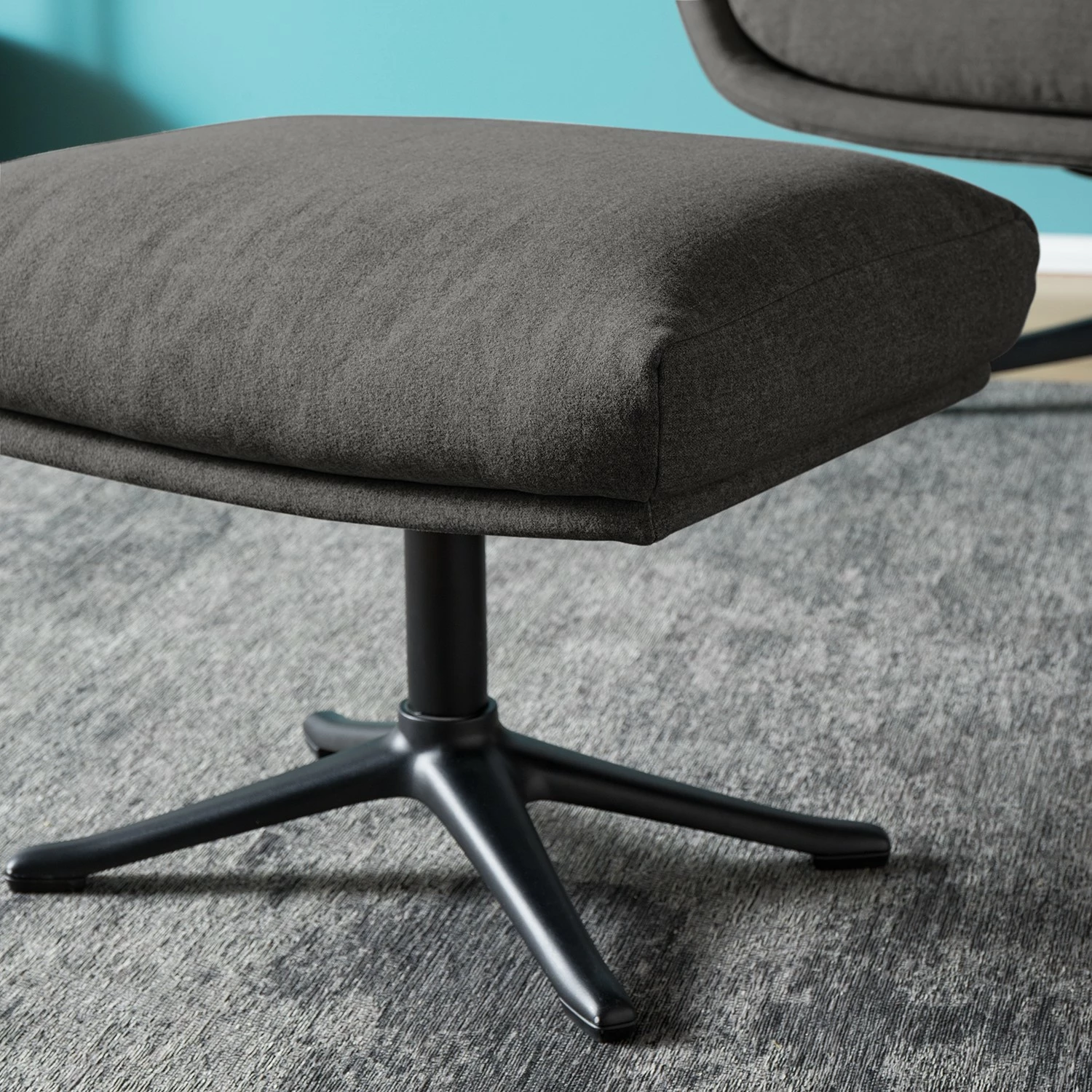 Studio Copenhagen Polsterhocker Garbo IX - Webstoff Milan: Anthrazit - Schwarz 8 Studio Copenhagen Polsterhocker Garbo IX - Webstoff Milan: Anthrazit - Schwarz – Bild 8