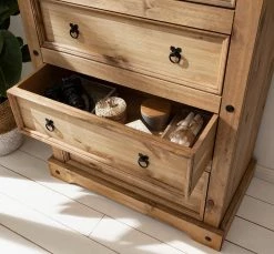 Maison Belfort Kommode Finca Rustica II - Kiefer massiv - Kiefer Natur -Wohnzimmermöbel boutique en ligne 1000178027 210504 11215700011 MOOD DETAILS P000000001000178027 mood