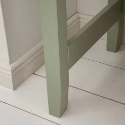 Maison Belfort Konsole/Schminktisch Belleria - Kiefer massiv / Wiener Geflecht - Hellolivgrün 29 Maison Belfort Konsole/Schminktisch Belleria - Kiefer massiv / Wiener Geflecht - Hellolivgrün -Wohnzimmermöbel boutique en ligne 1000187593 200430 12443800016 DETAILS P000000001000187593