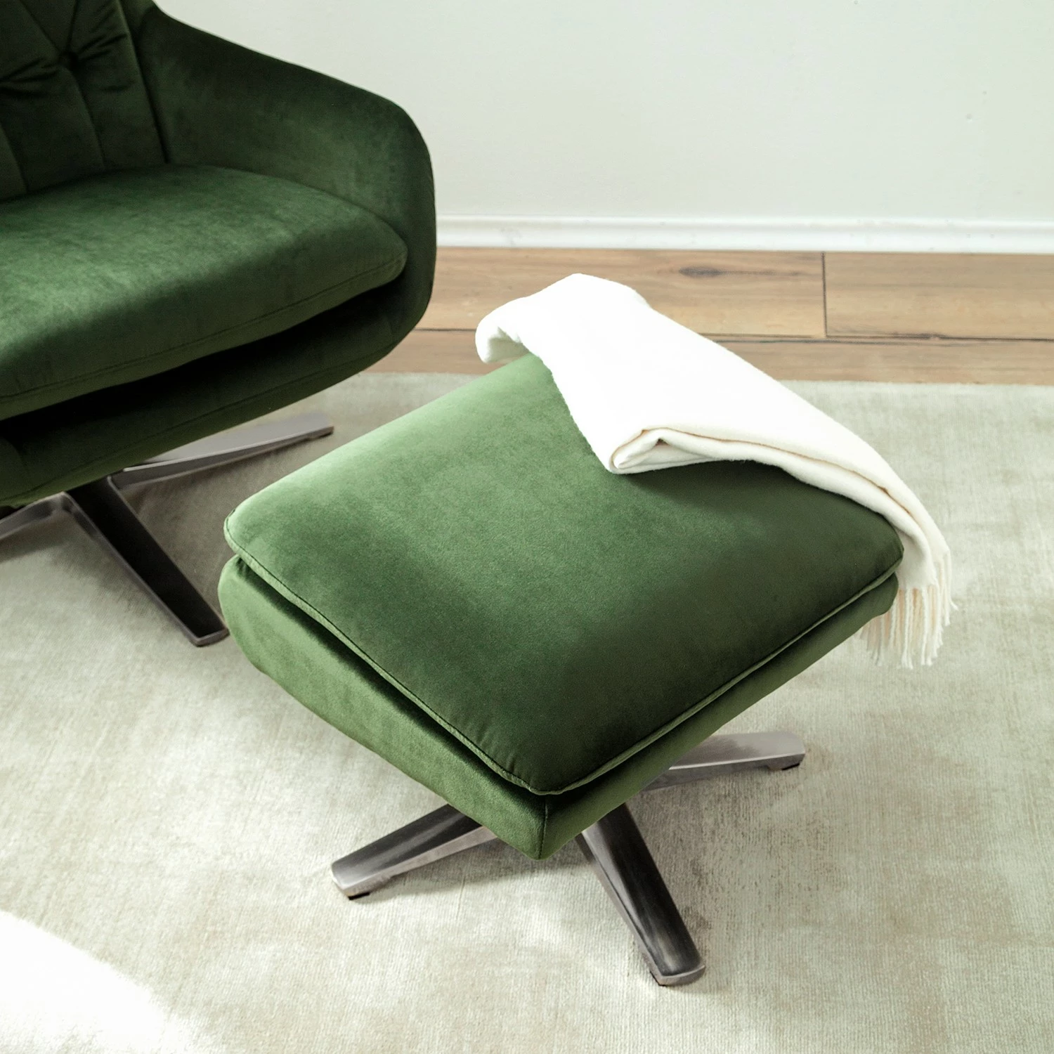 Jack & Alice Sessel Bracon - Samt - Dunkelgrün 17 Jack & Alice Sessel Bracon - Samt - Dunkelgrün – Bild 17