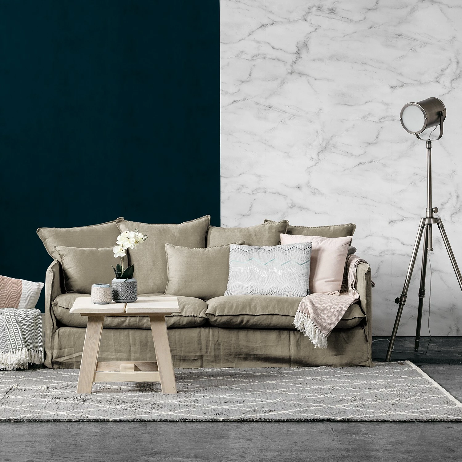 Studio Copenhagen Sofa Wassy I (3-Sitzer) - Matt Sandgrau 3 Studio Copenhagen Sofa Wassy I (3-Sitzer) - Matt Sandgrau – Bild 3