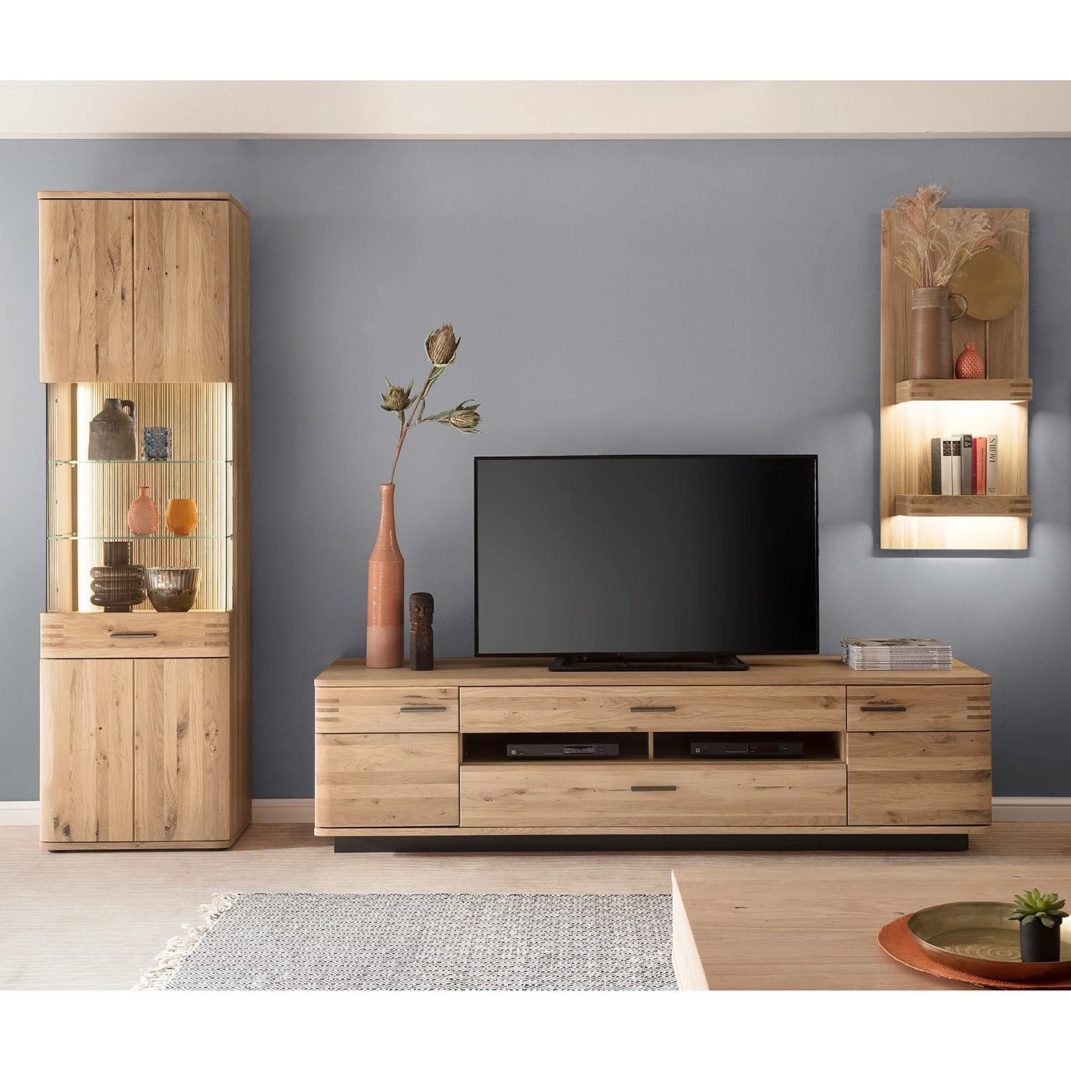 Loftscape Wohnwand Salvo I (3-teilig) - Eiche teilmassiv - Balkeneiche Bianco / Grau 1 Loftscape Wohnwand Salvo I (3-teilig) - Eiche teilmassiv - Balkeneiche Bianco / Grau