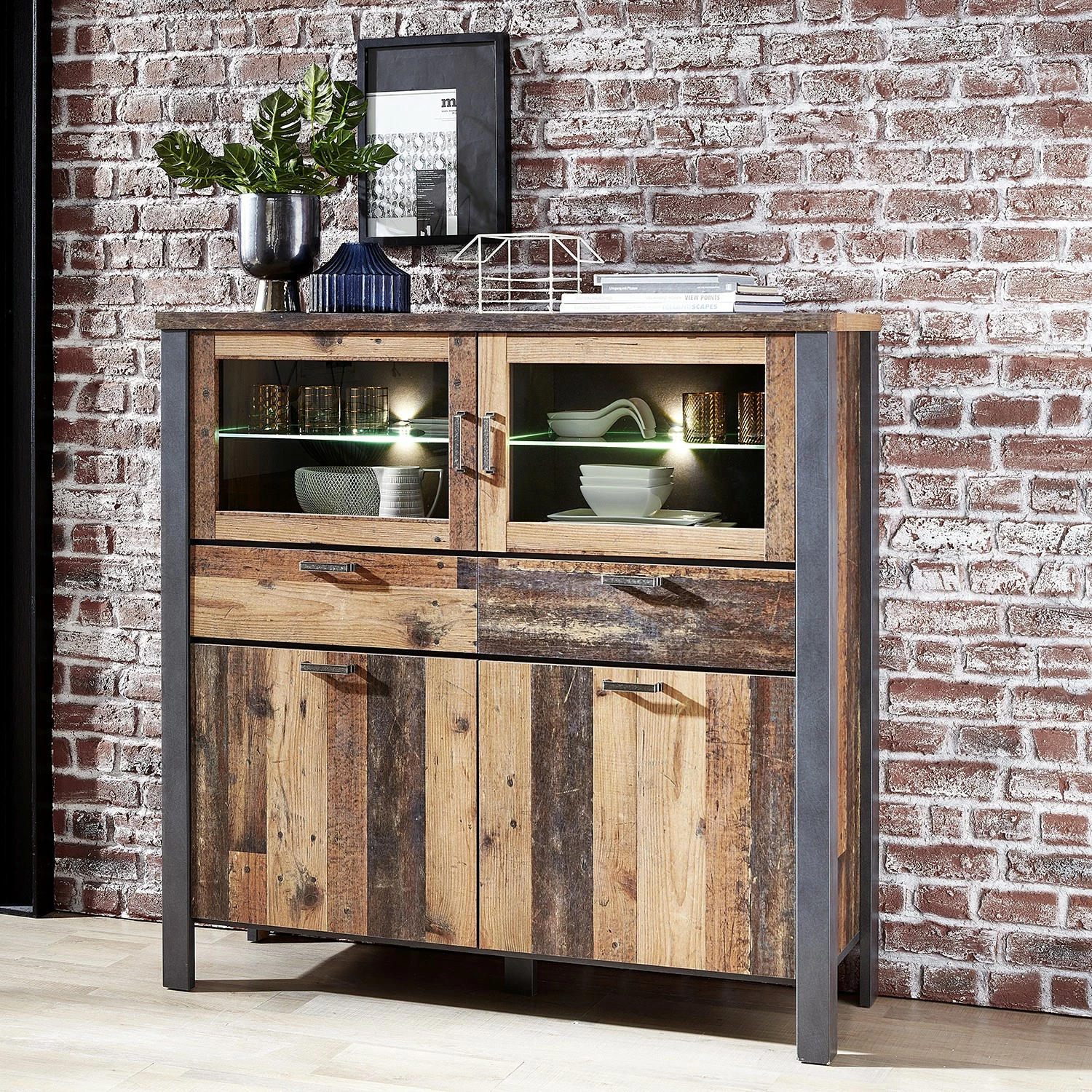 Red Living Highboard Blackpool I - Inkl. Beleuchtung - Altholz Dekor / Grau 2 Red Living Highboard Blackpool I - Inkl. Beleuchtung - Altholz Dekor / Grau – Bild 2