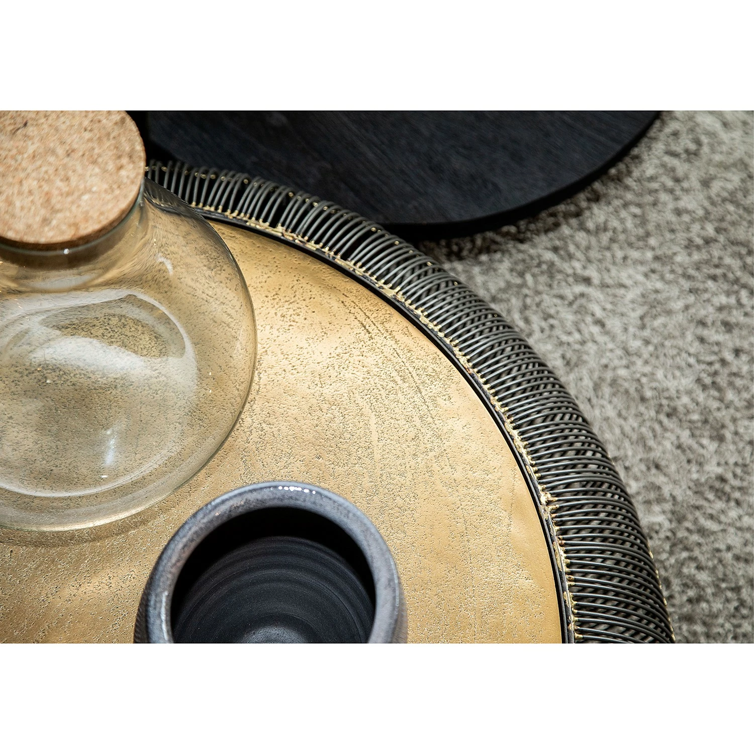 Jack & Alice Beistelltisch Crossett III - Aluminium / Eisen / Messing Antik / Schwarz 5 Jack & Alice Beistelltisch Crossett III - Aluminium / Eisen / Messing Antik / Schwarz – Bild 5