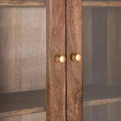 Naturoo Vitrinenschrank Nyack - Mango massiv / Wiener Geflecht - Mango / Gold 5 Naturoo Vitrinenschrank Nyack - Mango massiv / Wiener Geflecht - Mango / Gold -Wohnzimmermöbel boutique en ligne 1000211479 200504 13495400269 DETAILS P000000001000211479