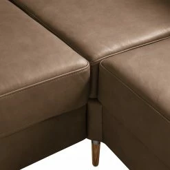 Studio Copenhagen Ecksofa COSO Classic+ mit Ottomane - Echtleder Taru: Nougat - Breite: 245 cm - Ottomane davorstehend rechts - Bettkasten - Eiche Dunkel -Wohnzimmermöbel boutique en ligne 1000212869 200825 13330000563 DETAILS P000000001000212869