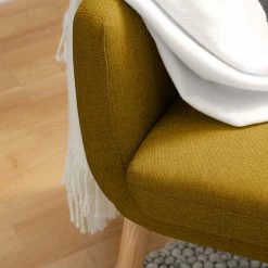 Mørteens Sessel Nicholas - Webstoff - Currygelb 27 Mørteens Sessel Nicholas - Webstoff - Currygelb -Wohnzimmermöbel boutique en ligne 1000213182 201204 06194900046 DETAILS P000000001000213182