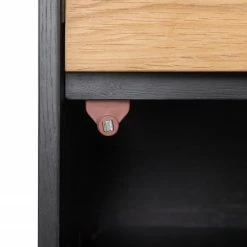 Studio Copenhagen Regal Xavi - Echtholzfurnier / Metall - Eiche / Eiche Schwarz 23 Studio Copenhagen Regal Xavi - Echtholzfurnier / Metall - Eiche / Eiche Schwarz -Wohnzimmermöbel boutique en ligne 1000218026 220107 12570000088 DETAILS P000000001000218026