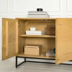 Studio Copenhagen Sideboard Flox II - Echtholzfurnier / Metall - Eiche / Schwarz 20 Studio Copenhagen Sideboard Flox II - Echtholzfurnier / Metall - Eiche / Schwarz -Wohnzimmermöbel boutique en ligne 1000218135 211020 14143800060 DETAILS P000000001000218135