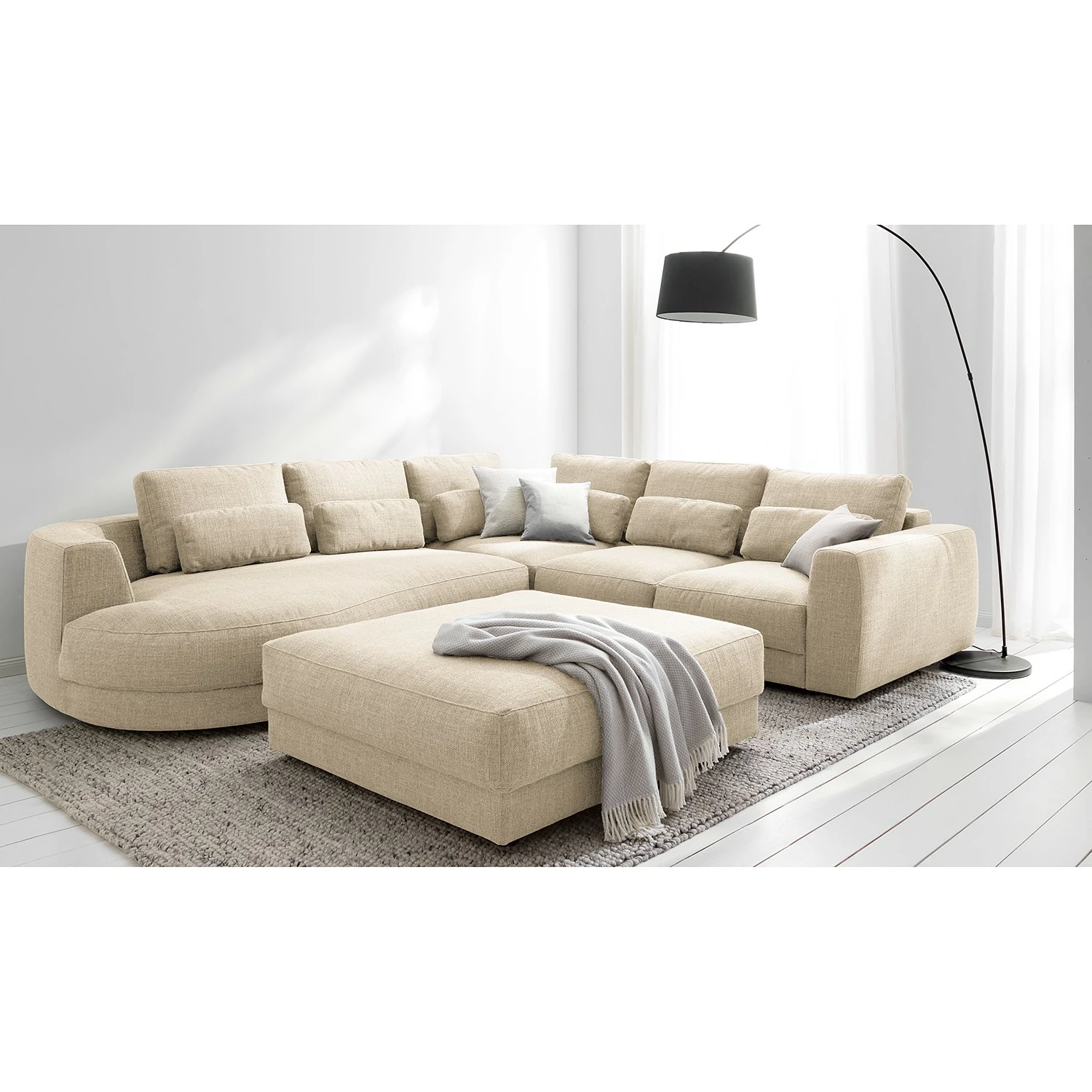 Studio Copenhagen Ecksofa Willows I - Webstoff Amila: Beige - Ottomane davorstehend links 3 Studio Copenhagen Ecksofa Willows I - Webstoff Amila: Beige - Ottomane davorstehend links – Bild 3