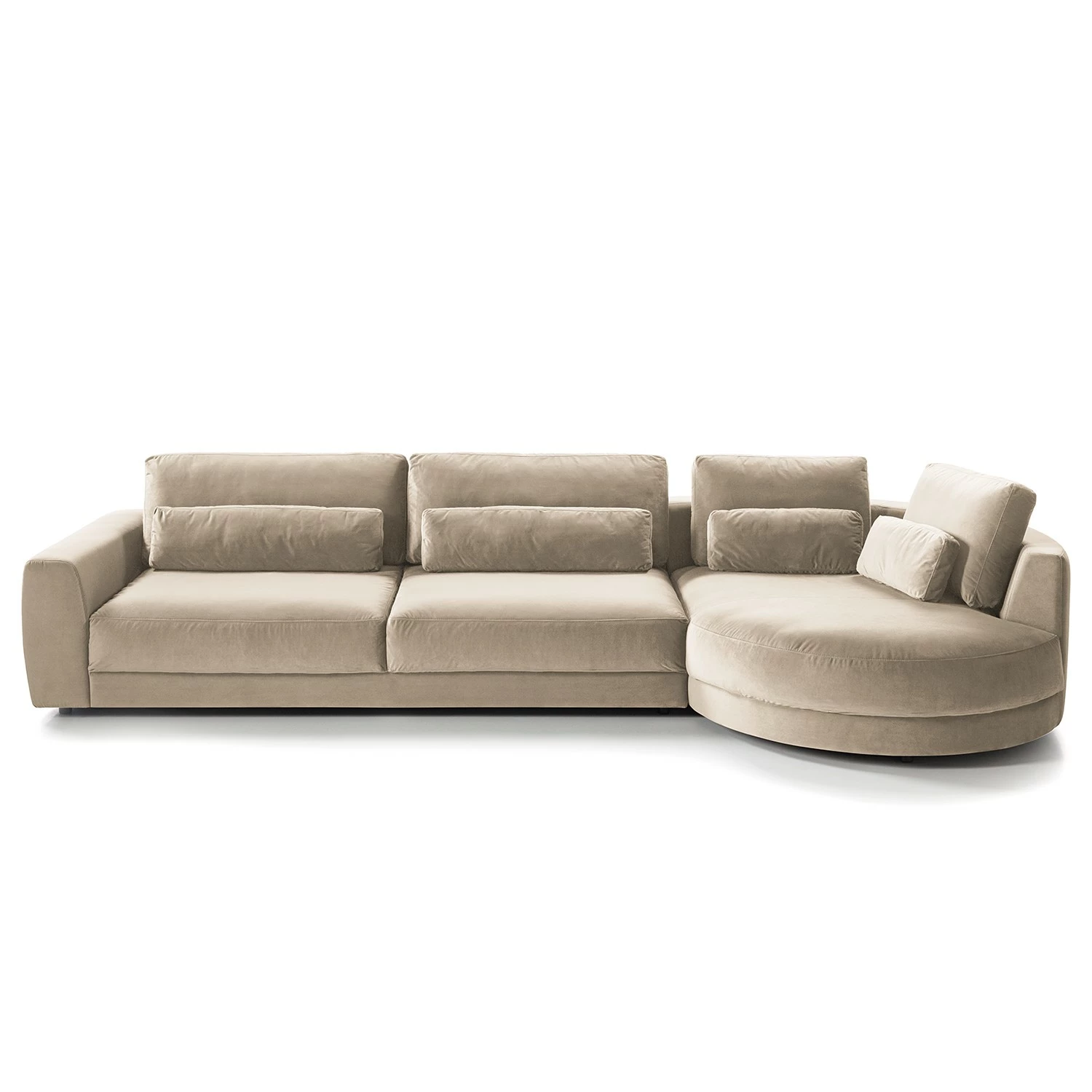 Studio Copenhagen Ecksofa Willows II - Samt Shyla: Beige - Ottomane davorstehend rechts 4 Studio Copenhagen Ecksofa Willows II - Samt Shyla: Beige - Ottomane davorstehend rechts – Bild 4