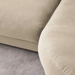 Studio Copenhagen Ecksofa Willows II - Samt Shyla: Beige - Ottomane davorstehend rechts 28 Studio Copenhagen Ecksofa Willows II - Samt Shyla: Beige - Ottomane davorstehend rechts -Wohnzimmermöbel boutique en ligne 1000218190 210119 16175400440 DETAILS P000000001000218190