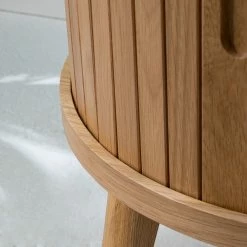 Mørteens Beistelltisch Hanck - Eiche teilmassiv 59 Mørteens Beistelltisch Hanck - Eiche teilmassiv -Wohnzimmermöbel boutique en ligne 1000218288 210413 12504900007 DETAILS P000000001000218288