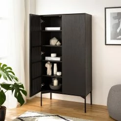 Studio Copenhagen Highboard Dowland - Echtholzfurnier - Eiche Schwarz -Wohnzimmermöbel boutique en ligne 1000218356 210311 08052500013 MOOD DETAILS P000000001000218356 mood