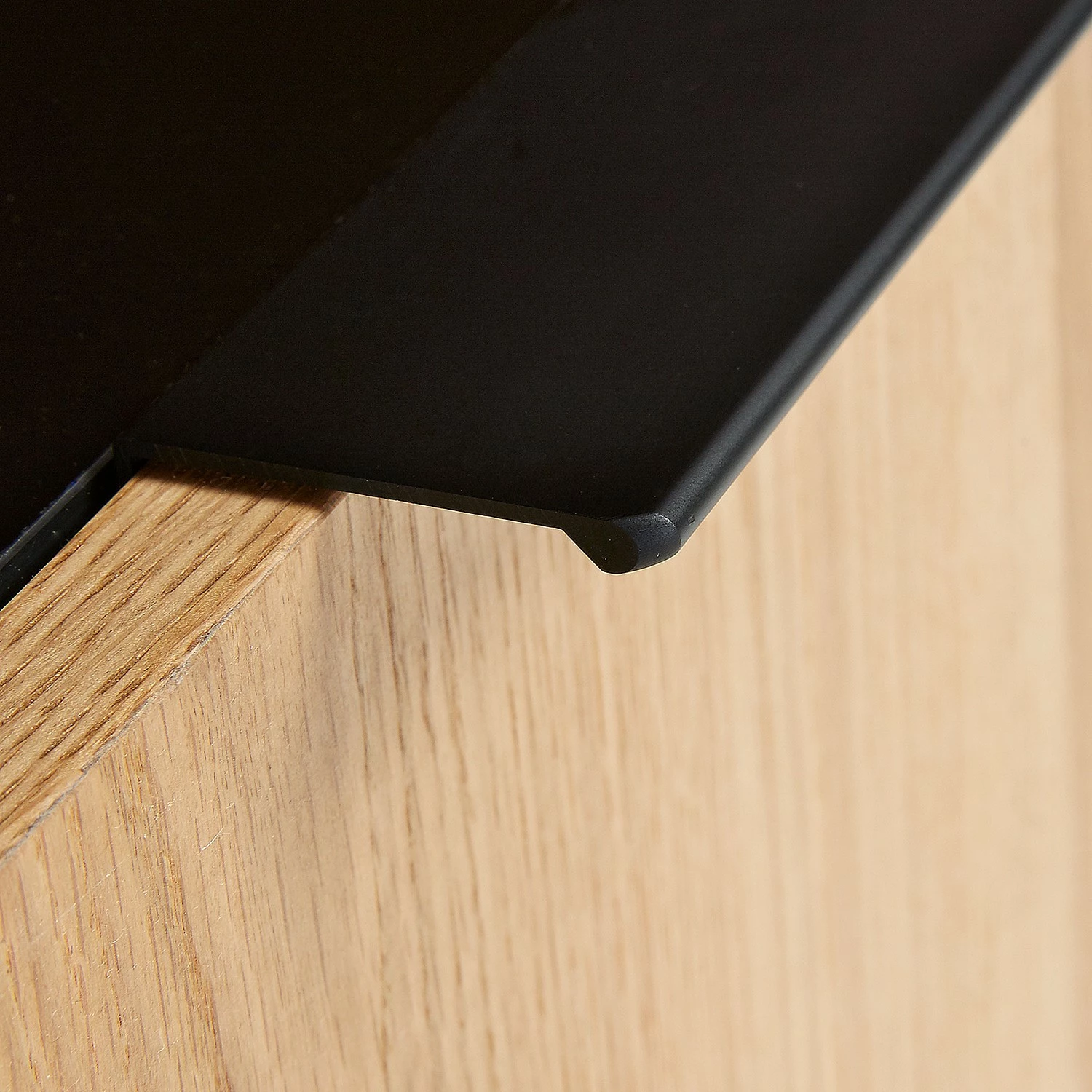 Norrwood TV-Lowboard Ceduna II - Matt Schwarz / Eiche 4 Norrwood TV-Lowboard Ceduna II - Matt Schwarz / Eiche – Bild 4