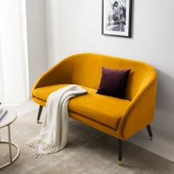 Ridgevalley Sofa Volonne (2-Sitzer) - Samt Ravi: Senfgelb -Wohnzimmermöbel boutique en ligne 1000227316 210325 07002600155 MOOD DETAILS P000000001000227316 mood