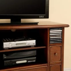 Ridgevalley TV-Lowboard Brieux II - Tulpenbaum teilmassiv - Tulpenbaum Antik 16 Ridgevalley TV-Lowboard Brieux II - Tulpenbaum teilmassiv - Tulpenbaum Antik -Wohnzimmermöbel boutique en ligne 1000230624 201113 12542100104 DETAILS P000000001000230624