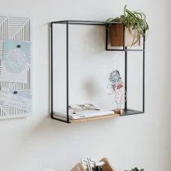 Umbra Wandregal Cubist I - Metall / Buche massiv - Schwarz / Buche -Wohnzimmermöbel boutique en ligne 1000235476 201214 15131400281 MOOD DETAILS P000000001000235476 mood