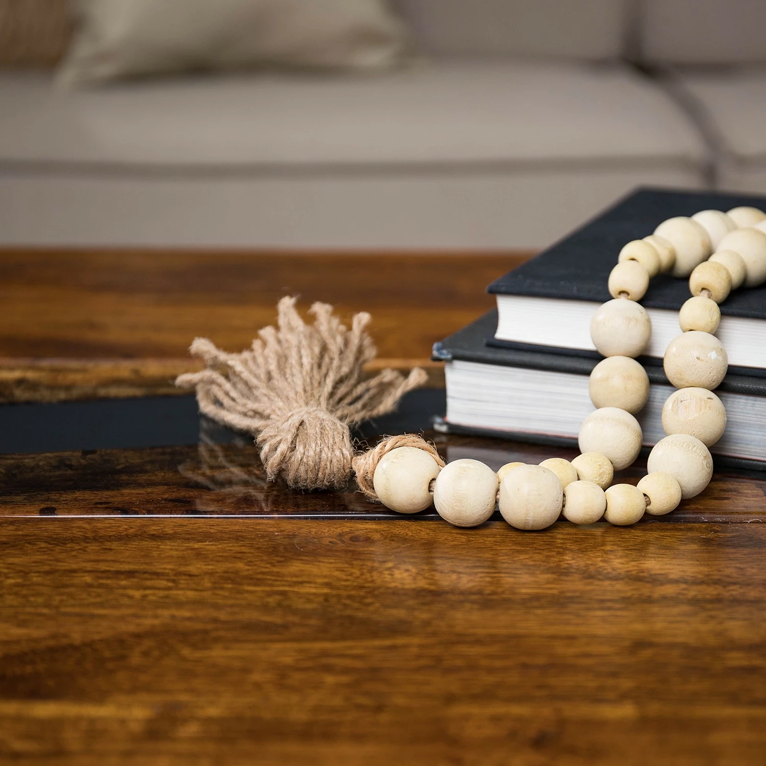 Wolf-Möbel Epoxidharz-Couchtisch Tarnac - Akazie massiv / Metall - Grau 12 Wolf-Möbel Epoxidharz-Couchtisch Tarnac - Akazie massiv / Metall - Grau – Bild 12