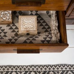 Wolf-Möbel Sideboard Bazac - Inkl. Beleuchtung - Akazie massiv - Akazie / Dunkelgrau -Wohnzimmermöbel boutique en ligne 1000243213 220311 060 DETAILS P000000001000243213