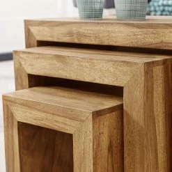Naturoo Beistelltisch Verniolle I (3er-Set) - Akazie massiv 8 Naturoo Beistelltisch Verniolle I (3er-Set) - Akazie massiv -Wohnzimmermöbel boutique en ligne 1000244846 210202 14493300012 DETAILS P000000001000244846