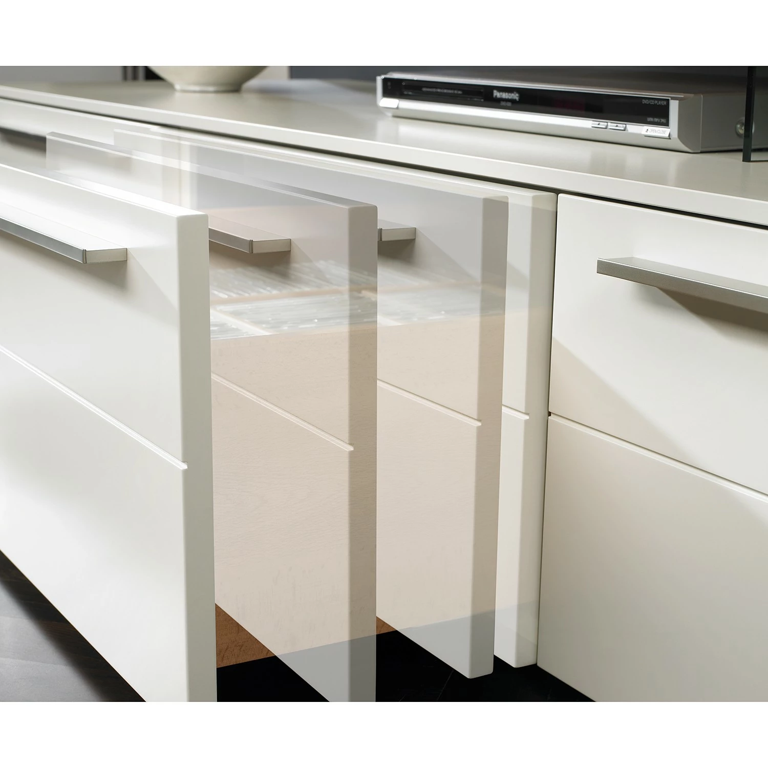 GWINNER Wohnwand Bellano I (4-teilig) - Echtholzfurnier - Matt Weiß / Balkeneiche - Ausrichtung links - Ohne Beleuchtung 9 GWINNER Wohnwand Bellano I (4-teilig) - Echtholzfurnier - Matt Weiß / Balkeneiche - Ausrichtung links - Ohne Beleuchtung – Bild 9