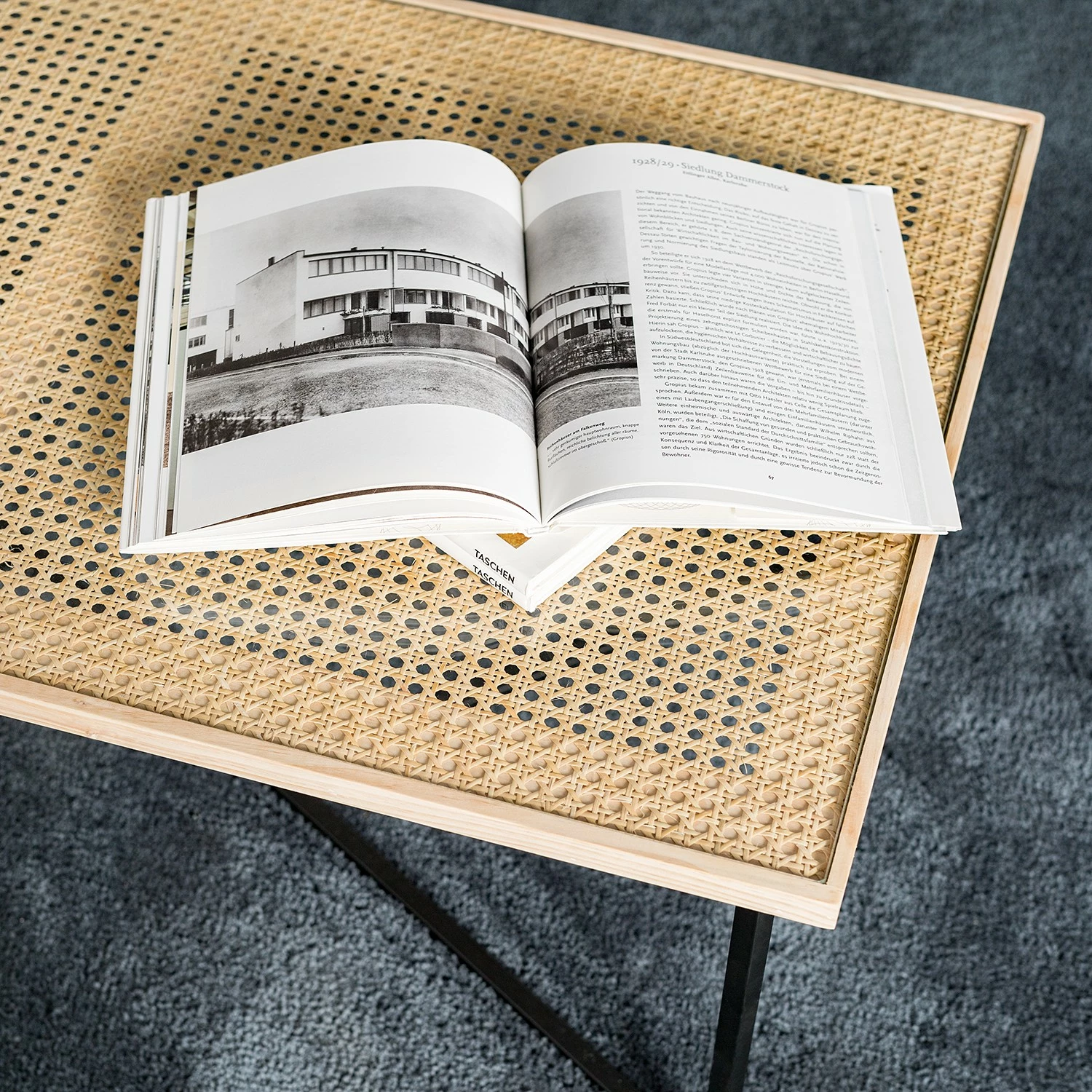 Loftscape Couchtisch Boissay - Wiener Geflecht / Metall - Kiefer / Schwarz 6 Loftscape Couchtisch Boissay - Wiener Geflecht / Metall - Kiefer / Schwarz – Bild 6