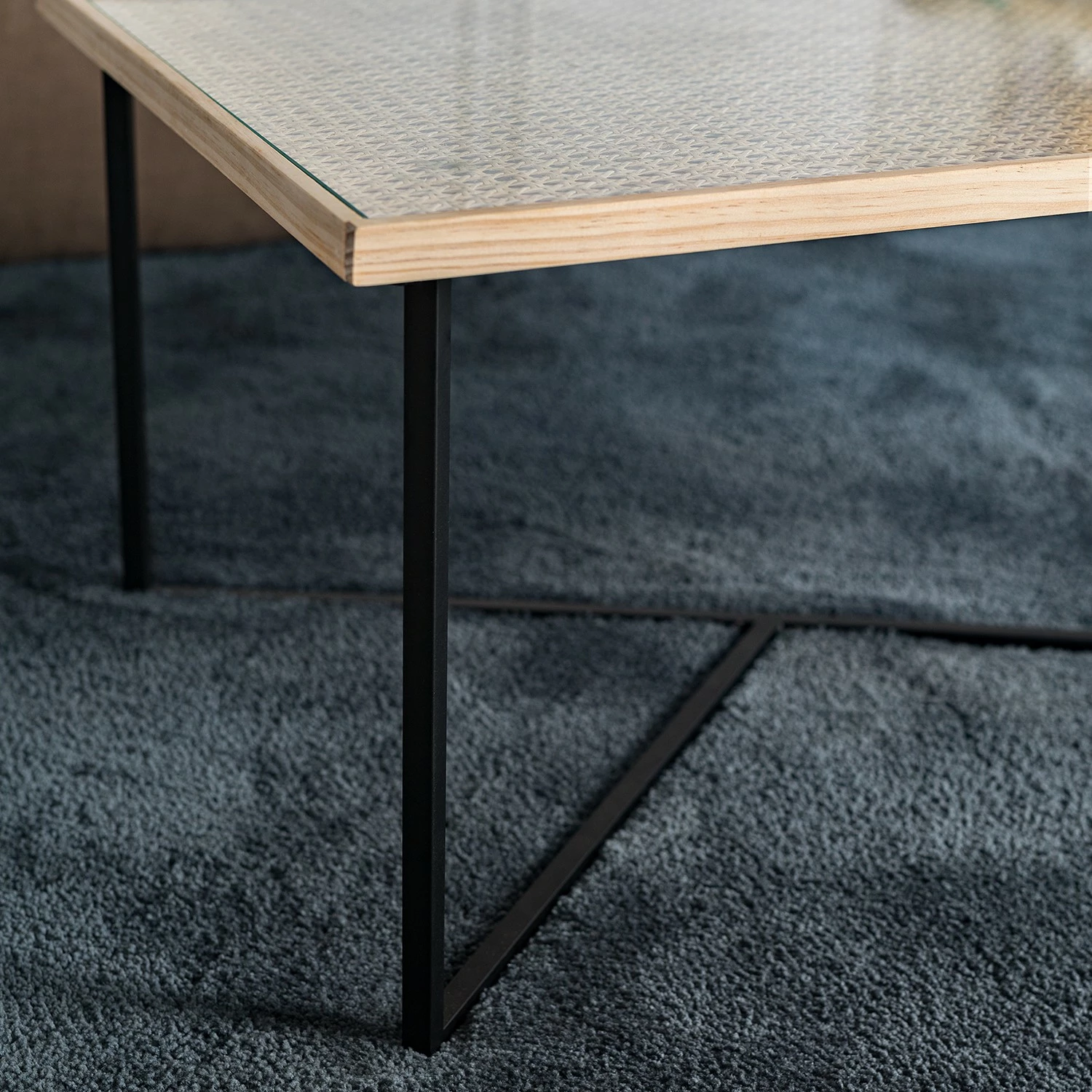 Loftscape Couchtisch Boissay - Wiener Geflecht / Metall - Kiefer / Schwarz 7 Loftscape Couchtisch Boissay - Wiener Geflecht / Metall - Kiefer / Schwarz – Bild 7