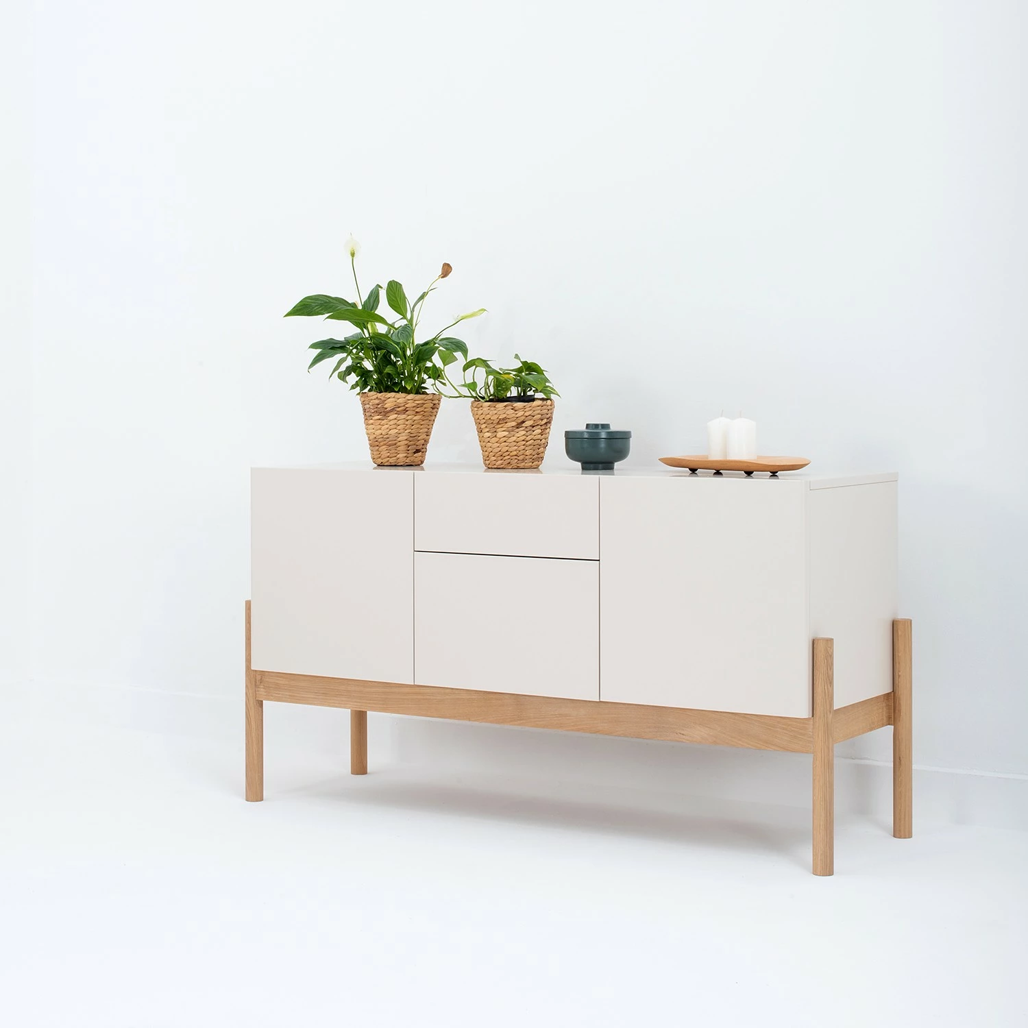 Studio Copenhagen Sideboard Cooby I - Muschelweiß / Eiche Hell 3 Studio Copenhagen Sideboard Cooby I - Muschelweiß / Eiche Hell – Bild 3