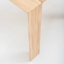 Studio Copenhagen Couchtisch Maayka - Eiche teilmassiv - Eiche Hell - Breite: 55 cm -Wohnzimmermöbel boutique en ligne 1000277391 211012 153652000161 DETAILS P000000001000277391