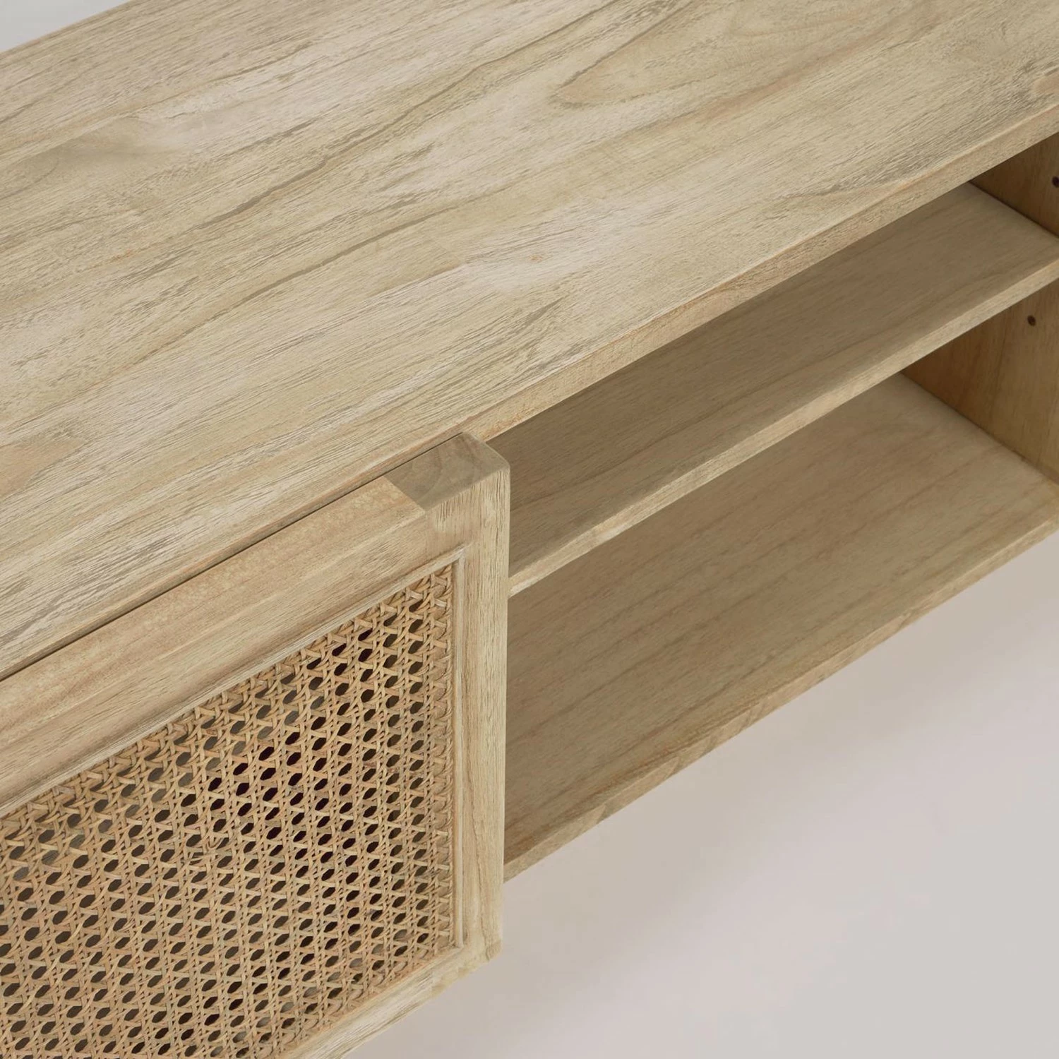 Loftscape TV-Lowboard Risley - Mindi massiv / Rattan 5 Loftscape TV-Lowboard Risley - Mindi massiv / Rattan – Bild 5