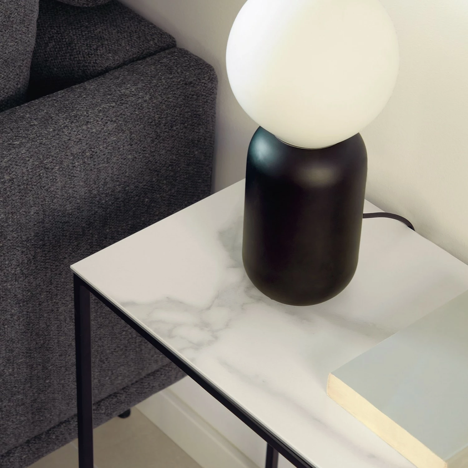 Loftscape Beistelltisch Rachel - Glas / Metall - Marmor Weiß Dekor / Schwarz 6 Loftscape Beistelltisch Rachel - Glas / Metall - Marmor Weiß Dekor / Schwarz – Bild 6