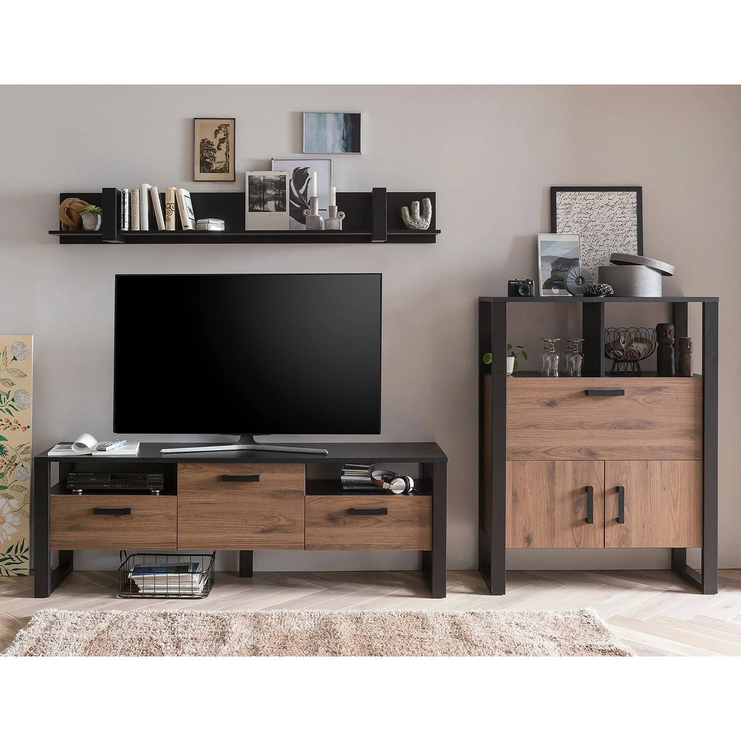 Red Living Wohnwand Norddal IV (3-teilig) - Nussbaum Dekor / Schwarz 1 Red Living Wohnwand Norddal IV (3-teilig) - Nussbaum Dekor / Schwarz