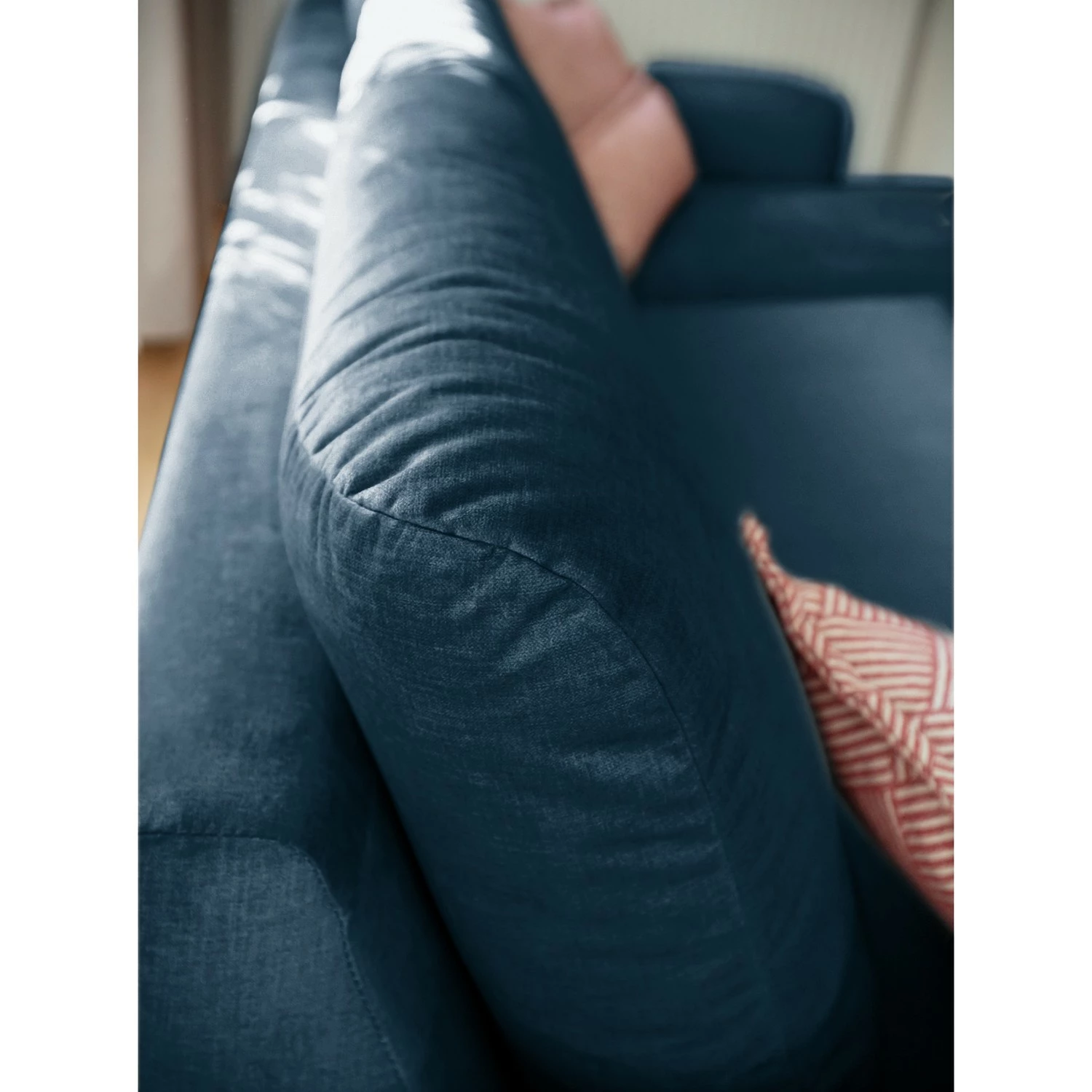 Loftscape Ecksofa Tatan - Microfaser Faria: Marineblau - Longchair davorstehend rechts - Ohne Hocker 10 Loftscape Ecksofa Tatan - Microfaser Faria: Marineblau - Longchair davorstehend rechts - Ohne Hocker – Bild 10