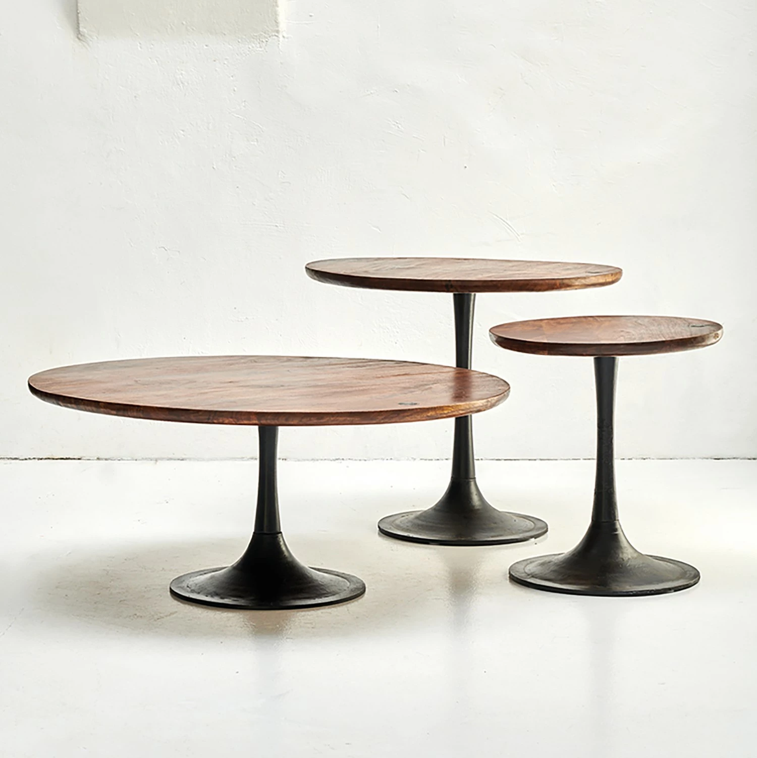 Tom Tailor Couchtisch Montalbo - Mango massiv / Eisen - Mango / Schwarz 6 Tom Tailor Couchtisch Montalbo - Mango massiv / Eisen - Mango / Schwarz – Bild 6